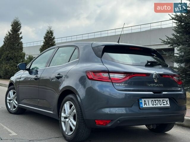 Сірий Рено Меган, об'ємом двигуна 1.46 л та пробігом 75 тис. км за 13999 $, фото 6 на Automoto.ua