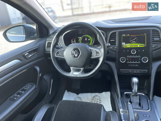 Серый Рено Меган, объемом двигателя 1.46 л и пробегом 160 тыс. км за 10900 $, фото 35 на Automoto.ua