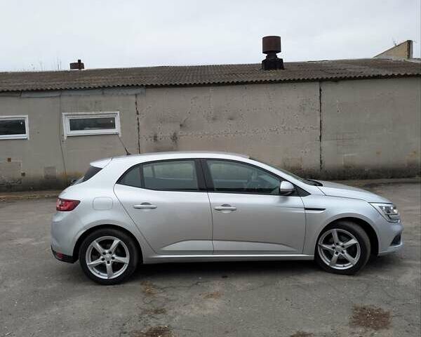 Серый Рено Меган, объемом двигателя 1.5 л и пробегом 254 тыс. км за 11300 $, фото 7 на Automoto.ua