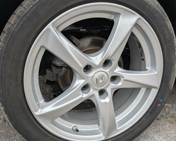 Серый Рено Меган, объемом двигателя 1.5 л и пробегом 254 тыс. км за 11300 $, фото 12 на Automoto.ua