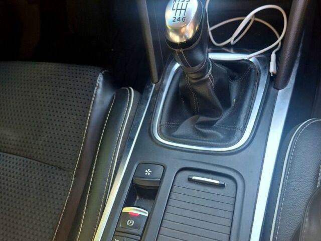 Сірий Рено Меган, об'ємом двигуна 1.5 л та пробігом 270 тис. км за 13700 $, фото 3 на Automoto.ua