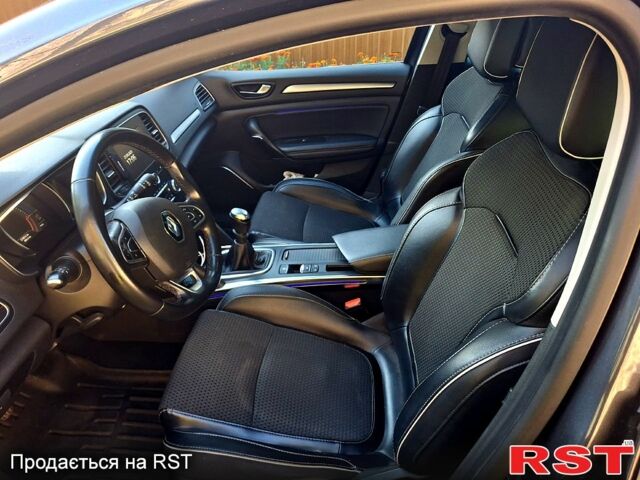 Сірий Рено Меган, об'ємом двигуна 1.5 л та пробігом 270 тис. км за 13700 $, фото 2 на Automoto.ua