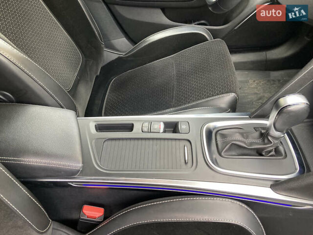 Рено Меган 2017 в Киеве на Automoto.ua Серый Рено Меган, объемом двигателя 1.2 л и пробегом 132 тыс. км за 13300 $, фото 20 на Automoto.ua