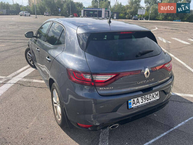 Серый Рено Меган, объемом двигателя 1.5 л и пробегом 93 тыс. км за 14250 $, фото 3 на Automoto.ua