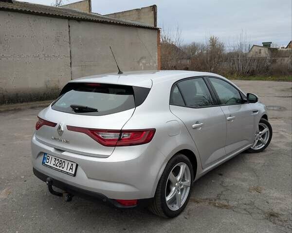 Серый Рено Меган, объемом двигателя 1.5 л и пробегом 254 тыс. км за 11300 $, фото 6 на Automoto.ua
