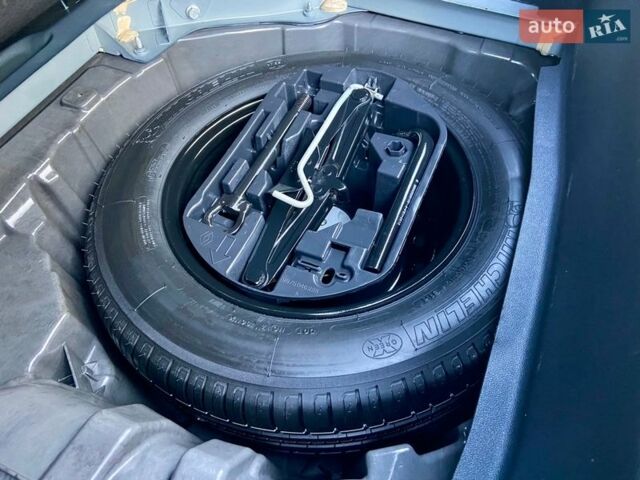 Серый Рено Меган, объемом двигателя 1.5 л и пробегом 93 тыс. км за 14850 $, фото 96 на Automoto.ua