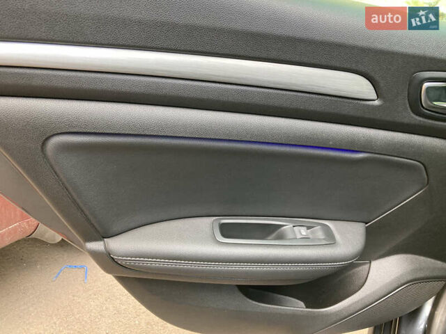 Рено Меган 2017 в Киеве на Automoto.ua Серый Рено Меган, объемом двигателя 1.2 л и пробегом 132 тыс. км за 13300 $, фото 33 на Automoto.ua