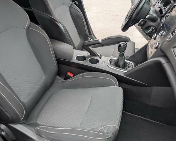 Серый Рено Меган, объемом двигателя 1.5 л и пробегом 254 тыс. км за 11300 $, фото 22 на Automoto.ua