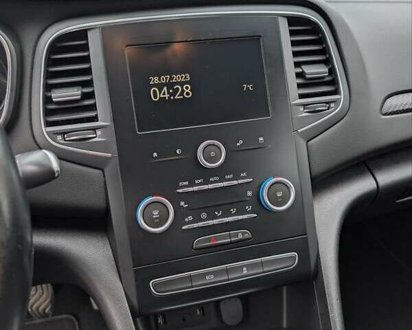 Серый Рено Меган, объемом двигателя 1.5 л и пробегом 254 тыс. км за 11300 $, фото 20 на Automoto.ua