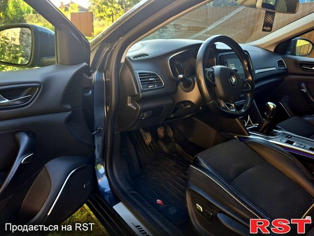 Сірий Рено Меган, об'ємом двигуна 1.5 л та пробігом 270 тис. км за 13700 $, фото 4 на Automoto.ua