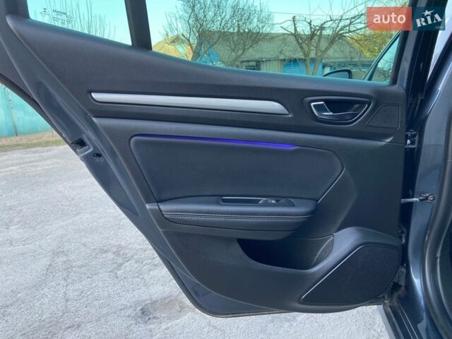 Серый Рено Меган, объемом двигателя 1.46 л и пробегом 93 тыс. км за 14850 $, фото 48 на Automoto.ua