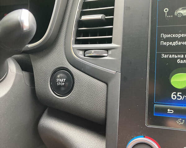 Рено Меган 2017 в Киеве на Automoto.ua Серый Рено Меган, объемом двигателя 1.2 л и пробегом 132 тыс. км за 13300 $, фото 8 на Automoto.ua