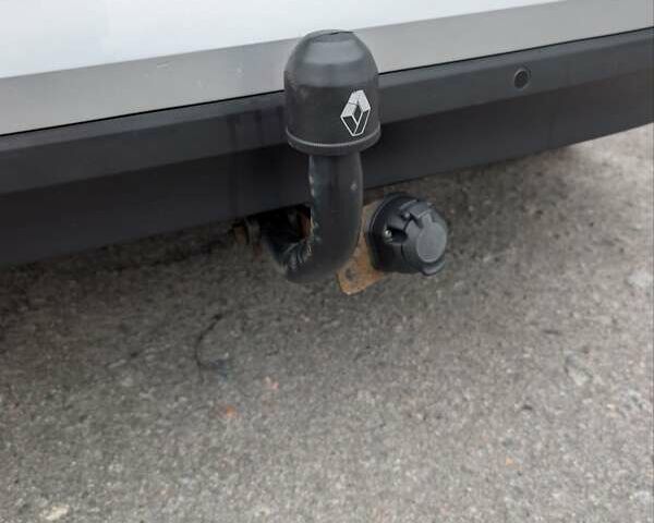 Серый Рено Меган, объемом двигателя 1.5 л и пробегом 254 тыс. км за 11300 $, фото 35 на Automoto.ua