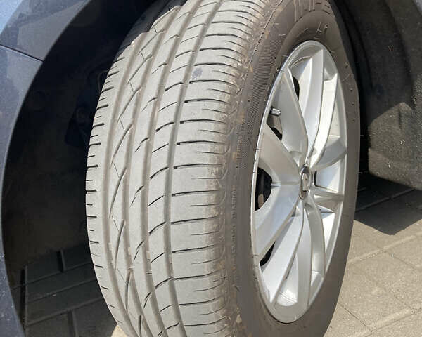 Рено Меган 2017 в Киеве на Automoto.ua Серый Рено Меган, объемом двигателя 1.2 л и пробегом 132 тыс. км за 13300 $, фото 5 на Automoto.ua