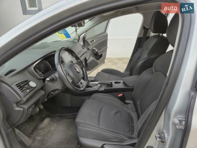 Серый Рено Меган, объемом двигателя 1.46 л и пробегом 190 тыс. км за 12700 $, фото 9 на Automoto.ua