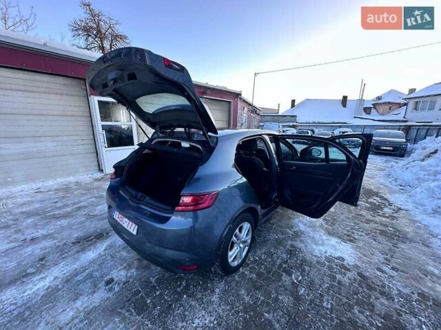 Серый Рено Меган, объемом двигателя 1.5 л и пробегом 190 тыс. км за 10700 $, фото 29 на Automoto.ua