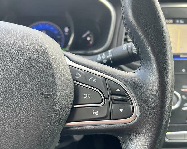 Рено Меган 2020 в Луцке на Automoto.ua Серый Рено Меган, объемом двигателя 1.46 л и пробегом 165 тыс. км за 14200 $, фото 15 на Automoto.ua