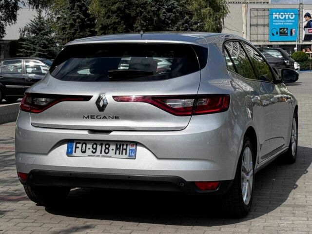 Серый Рено Меган, объемом двигателя 1.5 л и пробегом 163 тыс. км за 14800 $, фото 3 на Automoto.ua