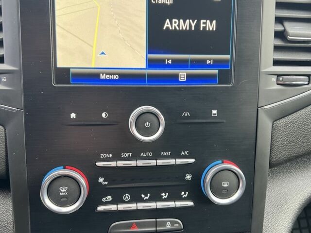 Сірий Рено Меган, об'ємом двигуна 1.5 л та пробігом 165 тис. км за 13800 $, фото 12 на Automoto.ua