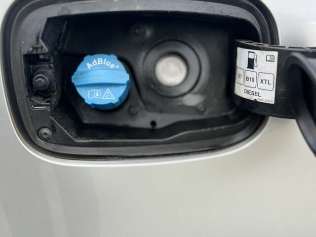 Рено Меган 2020 в Луцке на Automoto.ua Серый Рено Меган, объемом двигателя 1.5 л и пробегом 165 тыс. км за 14000 $, фото 19 на Automoto.ua