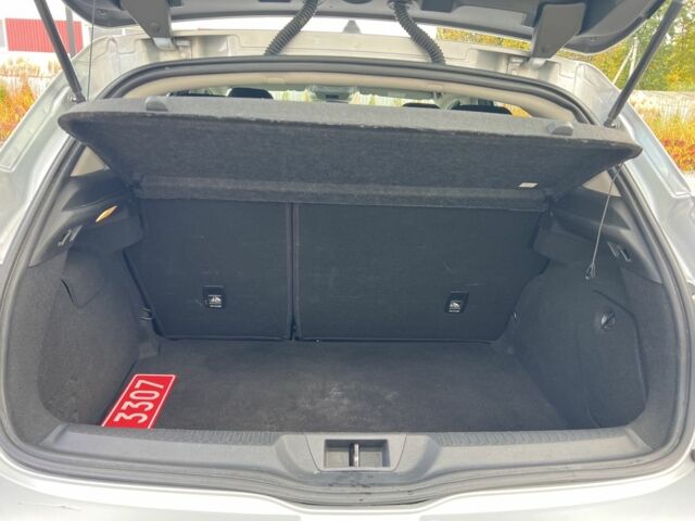 Рено Меган 2020 в Луцке на Automoto.ua Серый Рено Меган, объемом двигателя 1.5 л и пробегом 165 тыс. км за 14000 $, фото 16 на Automoto.ua