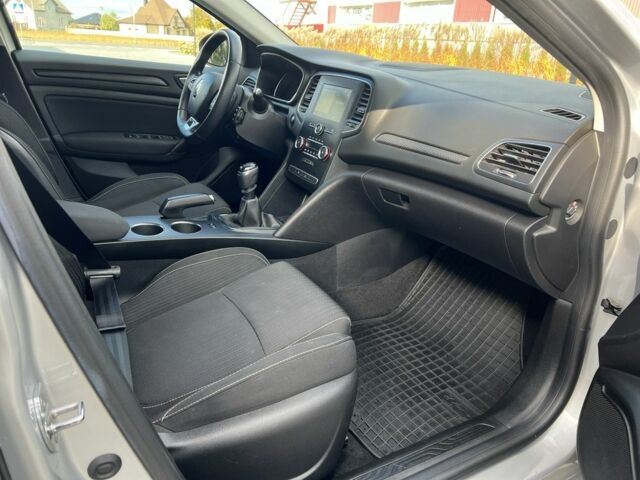 Сірий Рено Меган, об'ємом двигуна 1.5 л та пробігом 165 тис. км за 13800 $, фото 10 на Automoto.ua