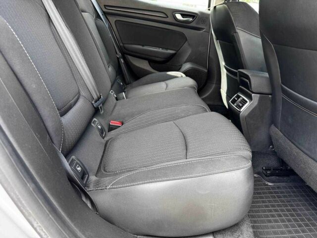 Серый Рено Меган, объемом двигателя 1.5 л и пробегом 163 тыс. км за 14800 $, фото 9 на Automoto.ua