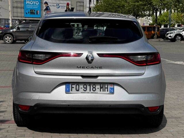 Серый Рено Меган, объемом двигателя 1.5 л и пробегом 163 тыс. км за 14800 $, фото 5 на Automoto.ua