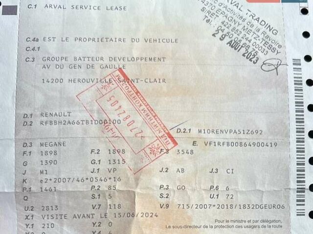 Рено Меган 2020 в Луцке на Automoto.ua Серый Рено Меган, объемом двигателя 1.46 л и пробегом 165 тыс. км за 14200 $, фото 33 на Automoto.ua