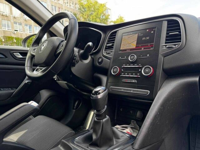 Серый Рено Меган, объемом двигателя 1.5 л и пробегом 163 тыс. км за 14800 $, фото 12 на Automoto.ua