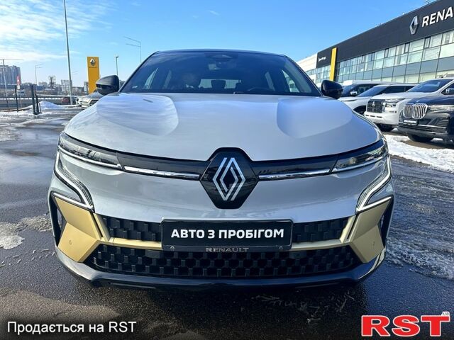 Серый Рено Меган, объемом двигателя 0 л и пробегом 54 тыс. км за 24031 $, фото 1 на Automoto.ua