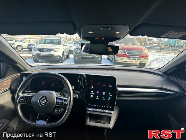 Серый Рено Меган, объемом двигателя 0 л и пробегом 54 тыс. км за 24031 $, фото 9 на Automoto.ua