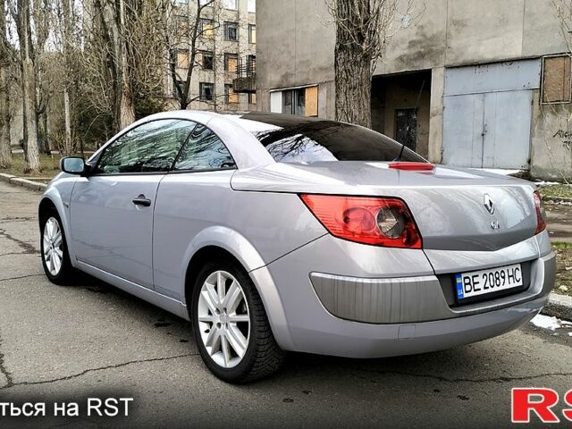 Сірий Рено Меган, об'ємом двигуна 1.9 л та пробігом 220 тис. км за 4350 $, фото 3 на Automoto.ua