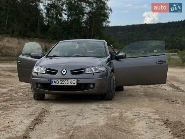 Серый Рено Меган, объемом двигателя 2 л и пробегом 273 тыс. км за 4500 $, фото 10 на Automoto.ua