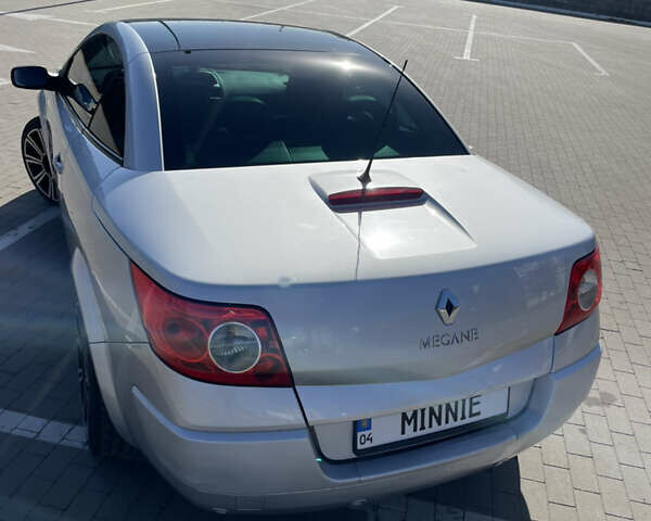 Сірий Рено Меган, об'ємом двигуна 1.6 л та пробігом 290 тис. км за 6500 $, фото 45 на Automoto.ua