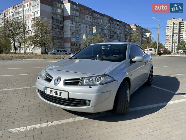 Сірий Рено Меган, об'ємом двигуна 1.6 л та пробігом 290 тис. км за 6500 $, фото 14 на Automoto.ua