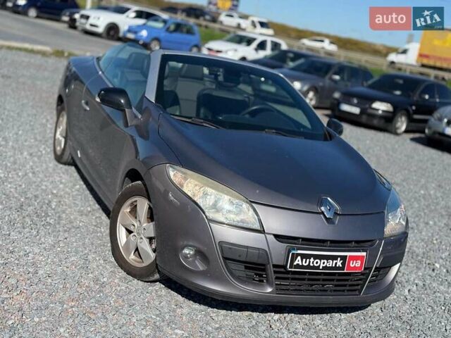 Рено Меган 2011 у Львові на Automoto.ua Сірий Рено Меган, об'ємом двигуна 2 л та пробігом 215 тис. км за 8690 $, фото 15 на Automoto.ua