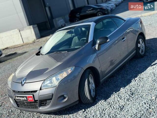 Рено Меган 2011 у Львові на Automoto.ua Сірий Рено Меган, об'ємом двигуна 2 л та пробігом 215 тис. км за 8690 $, фото 9 на Automoto.ua