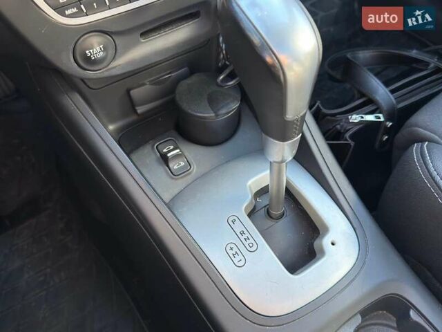 Рено Меган 2011 у Львові на Automoto.ua Сірий Рено Меган, об'ємом двигуна 2 л та пробігом 215 тис. км за 8690 $, фото 13 на Automoto.ua