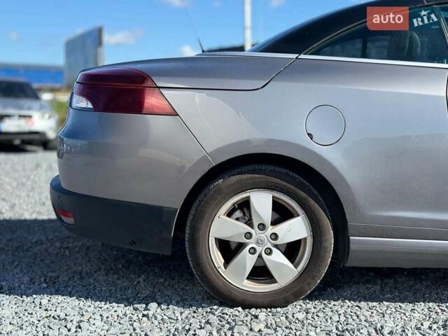 Рено Меган 2011 у Львові на Automoto.ua Сірий Рено Меган, об'ємом двигуна 2 л та пробігом 215 тис. км за 8690 $, фото 6 на Automoto.ua