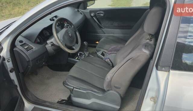 Серый Рено Меган, объемом двигателя 1.6 л и пробегом 195 тыс. км за 3100 $, фото 5 на Automoto.ua