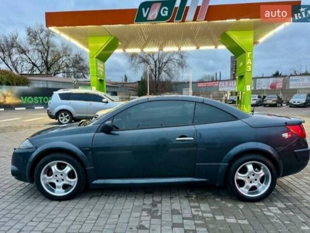 Серый Рено Меган, объемом двигателя 1.9 л и пробегом 320 тыс. км за 4100 $, фото 3 на Automoto.ua