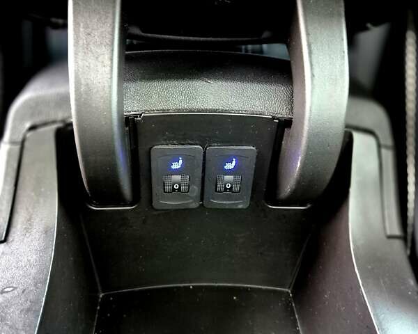 Сірий Рено Меган, об'ємом двигуна 3.6 л та пробігом 35 тис. км за 32600 $, фото 32 на Automoto.ua