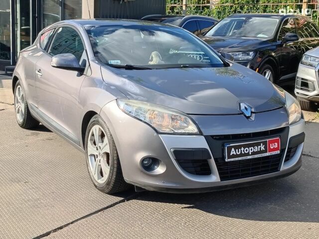 Рено Меган 2009 в Харькове на Automoto.ua Серый Рено Меган, объемом двигателя 1.9 л и пробегом 151 тыс. км за 7390 $, фото 5 на Automoto.ua