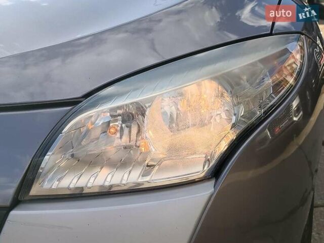 Рено Меган 2009 в Харькове на Automoto.ua Серый Рено Меган, объемом двигателя 1.9 л и пробегом 151 тыс. км за 7390 $, фото 1 на Automoto.ua