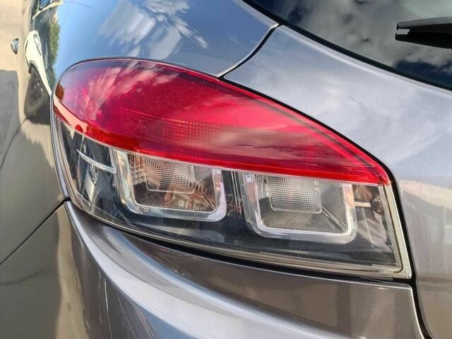 Рено Меган 2009 в Харькове на Automoto.ua Серый Рено Меган, объемом двигателя 1.9 л и пробегом 151 тыс. км за 6690 $, фото 10 на Automoto.ua