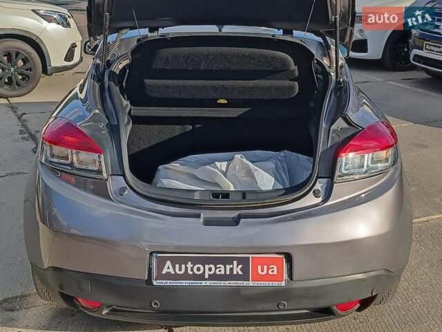 Рено Меган 2009 в Харькове на Automoto.ua Серый Рено Меган, объемом двигателя 1.9 л и пробегом 151 тыс. км за 7390 $, фото 10 на Automoto.ua