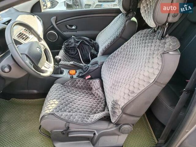 Рено Меган 2009 в Харькове на Automoto.ua Серый Рено Меган, объемом двигателя 1.9 л и пробегом 151 тыс. км за 7390 $, фото 16 на Automoto.ua