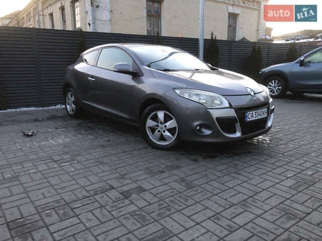 Серый Рено Меган, объемом двигателя 1.5 л и пробегом 242 тыс. км за 5200 $, фото 3 на Automoto.ua
