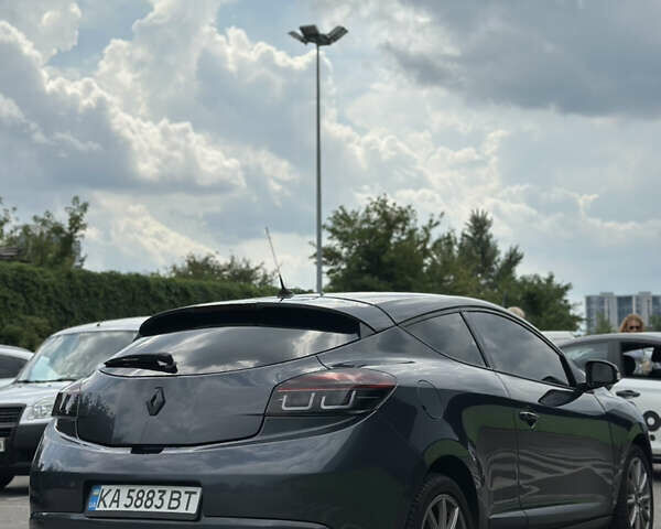 Сірий Рено Меган, об'ємом двигуна 1.9 л та пробігом 169 тис. км за 7300 $, фото 4 на Automoto.ua